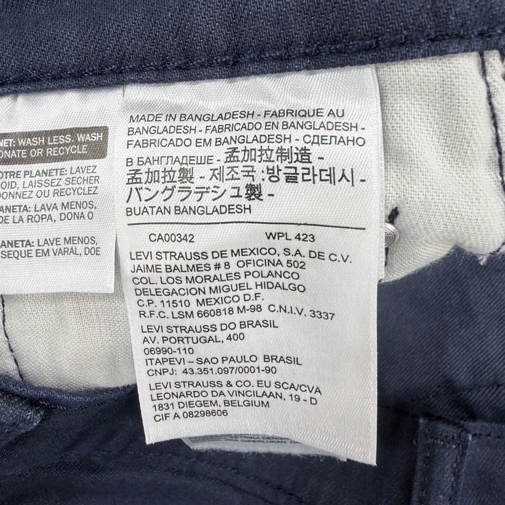 NWT Levis 569 Loose Straight Jeans Mens 30x34 Navy Garment Dyed Comfort Stretch